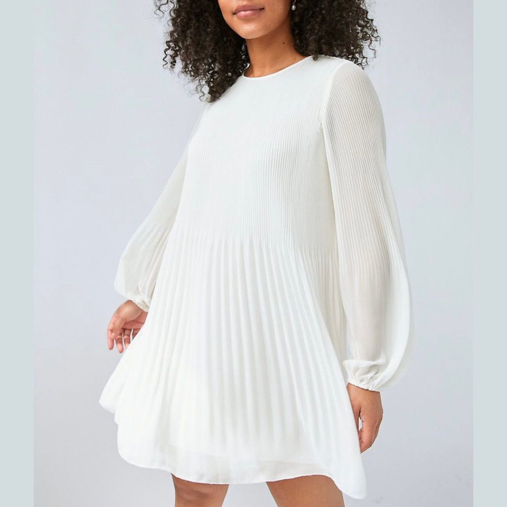 NEW Aritzia wilfred daydreamer mini dress light birch white